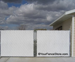 PrivacyLink® Chain Link Fence (Color Fused Bonded PVC Coated) - Image 10